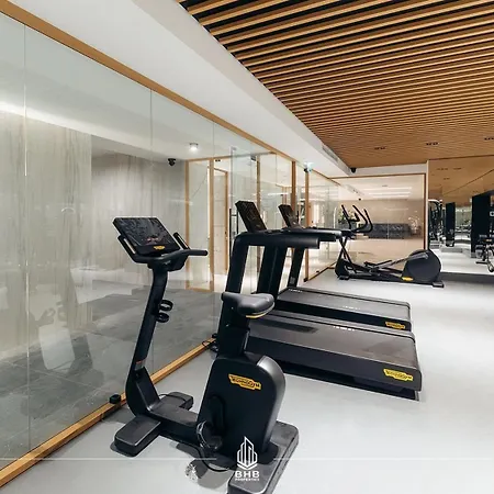 Apartment Premium & Wellness With Jacuzzi, Sauna , Gym , Pool