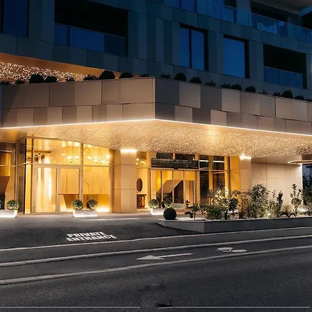 Apartman Premium & Wellness With Jacuzzi, Sauna , Gym , Pool *