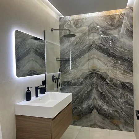 公寓 Premium & Wellness With Jacuzzi, Sauna , Gym , Pool *