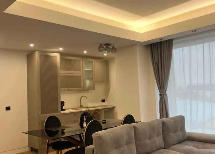 Premium & Wellness With Jacuzzi, Sauna , Gym , Pool