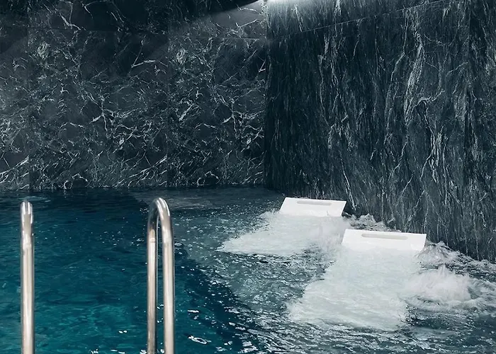 公寓 Premium & Wellness With Jacuzzi, Sauna , Gym , Pool 布加勒斯特