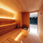 Apartment Premium & Wellness With Jacuzzi, Sauna , Gym , Pool Bukarest